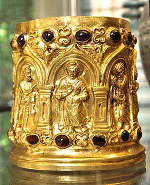 gold relief vessel The Bimaran casket, representing the Buddha, dated from 30–10 BC. from the British Museum