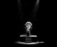 Black & white photograph of a solo performance by Eitetsu Hayashi.