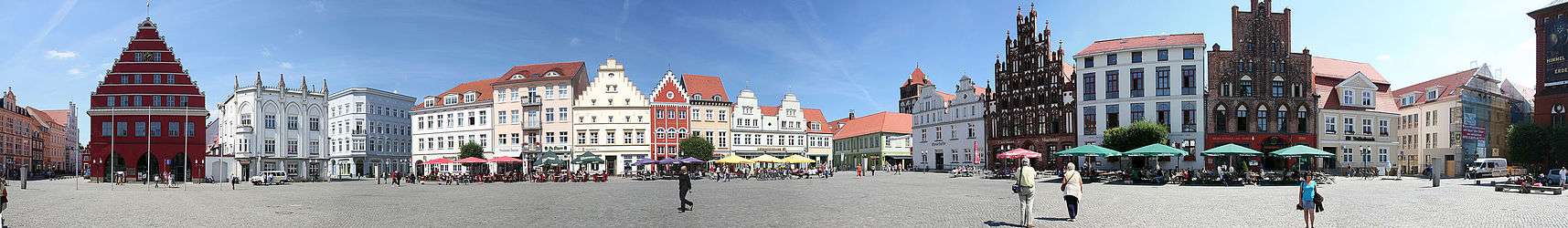 The central market square (Marktplatz)