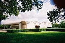 Kimbell Art Museum and surrounding green