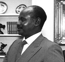 Profile picture of Yoweri Museveni during a visit to President Reagan of the United States in 1987