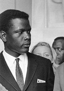 Black and white photo of Sidney Poitier in 1963.