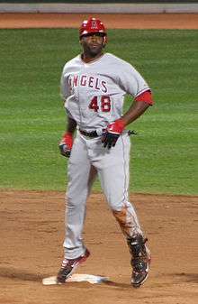 Torii Hunter in a Los Angeles Angels of Anaheim uniform standing on second base
